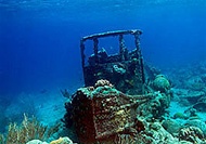 Sunken Tugboat and Reef Snorkel in Curacao Fort Beekenburg